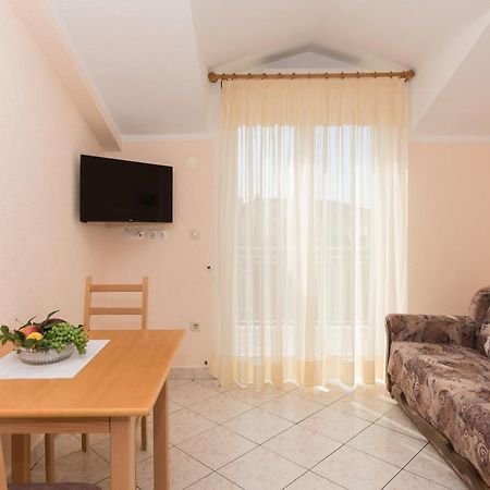Topic Apartments Vodice Kültér fotó
