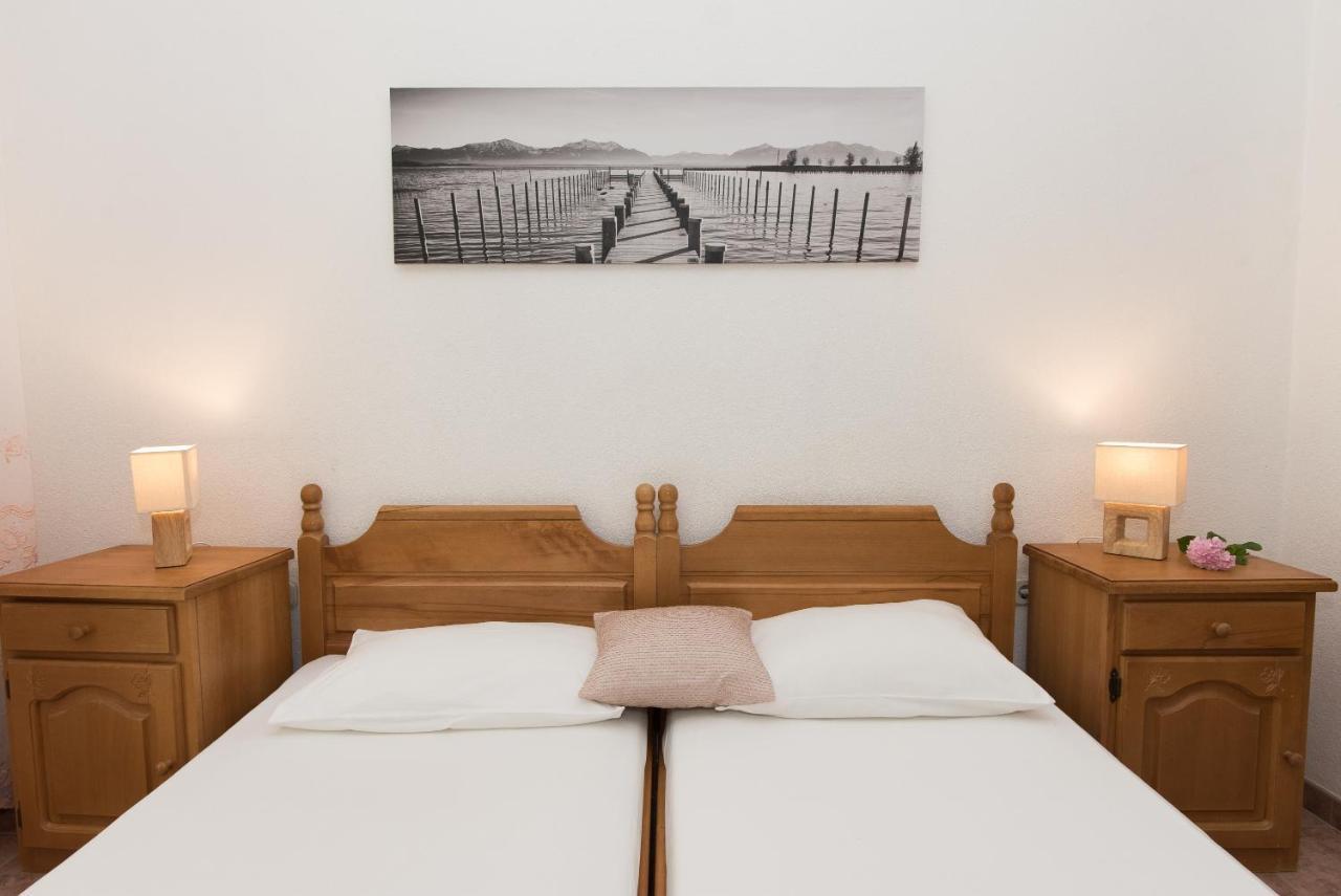 Topic Apartments Vodice Kültér fotó