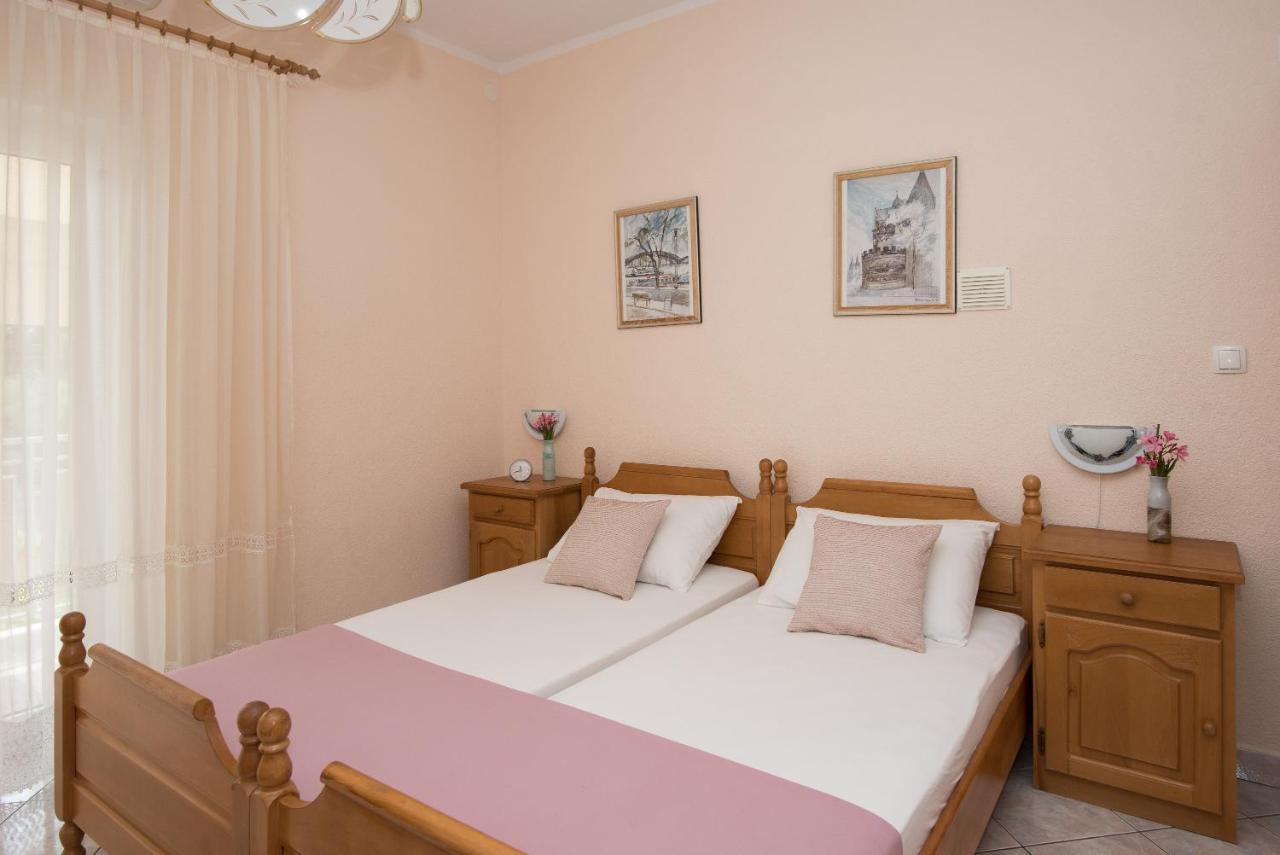 Topic Apartments Vodice Kültér fotó