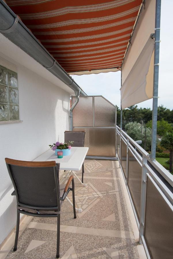 Topic Apartments Vodice Kültér fotó