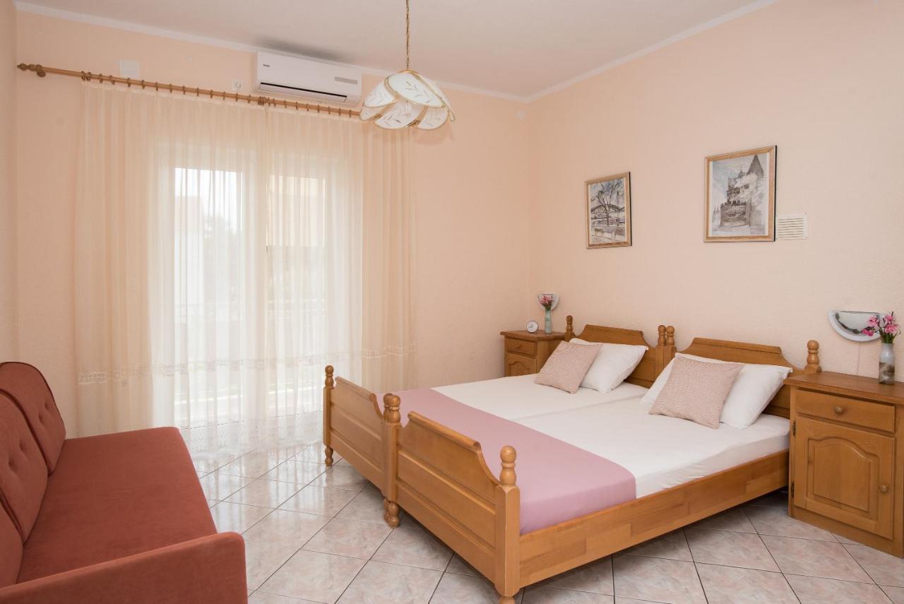 Topic Apartments Vodice Kültér fotó