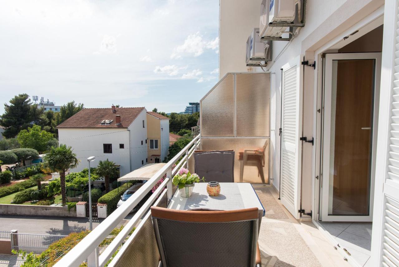 Topic Apartments Vodice Kültér fotó