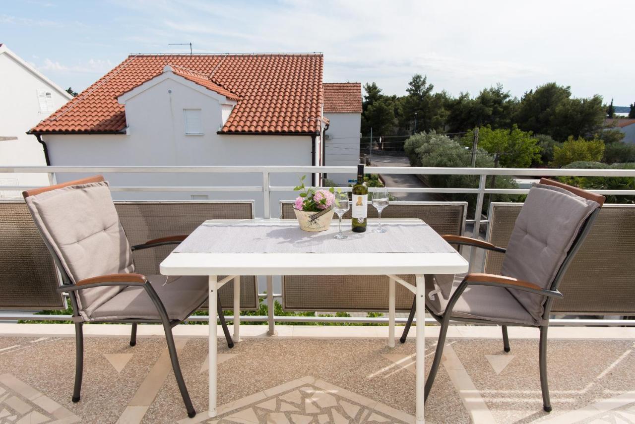 Topic Apartments Vodice Kültér fotó