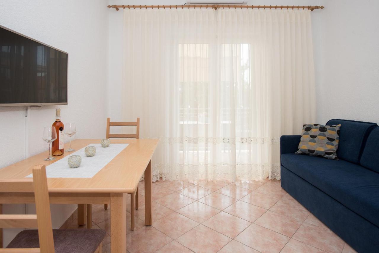 Topic Apartments Vodice Kültér fotó