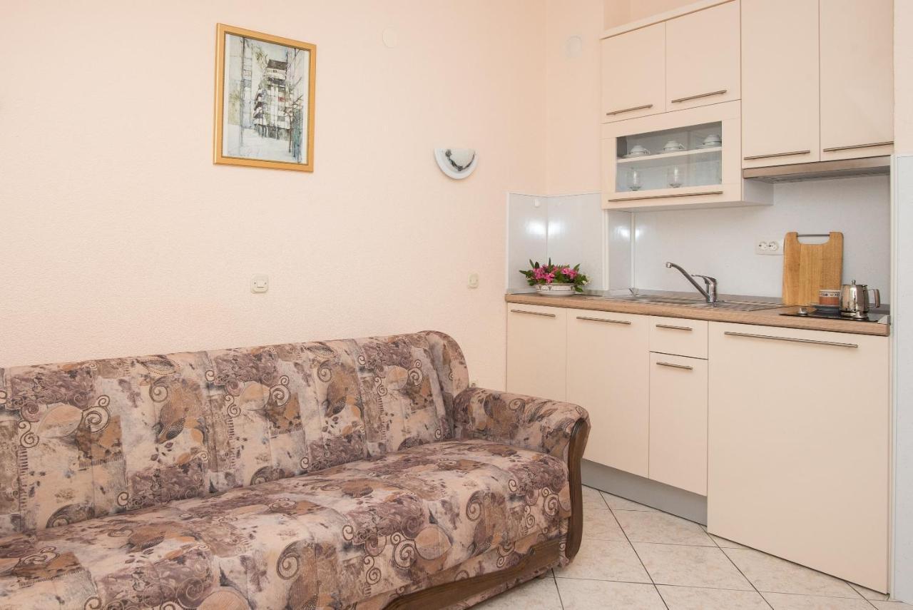 Topic Apartments Vodice Kültér fotó