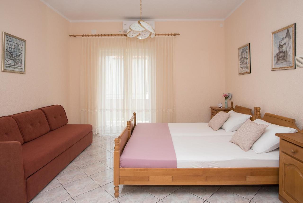 Topic Apartments Vodice Kültér fotó