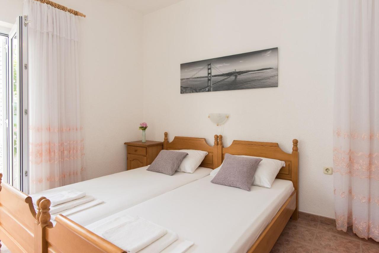 Topic Apartments Vodice Kültér fotó