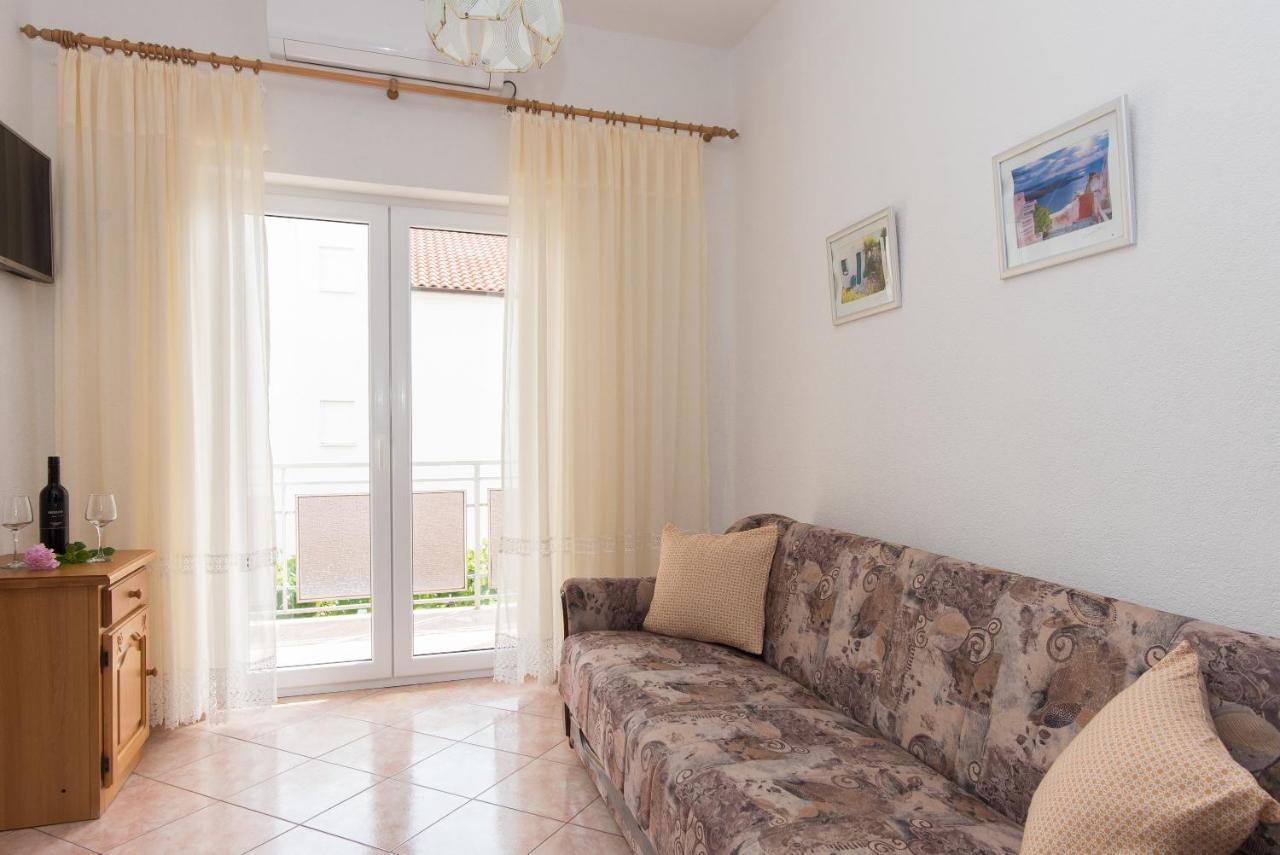 Topic Apartments Vodice Kültér fotó