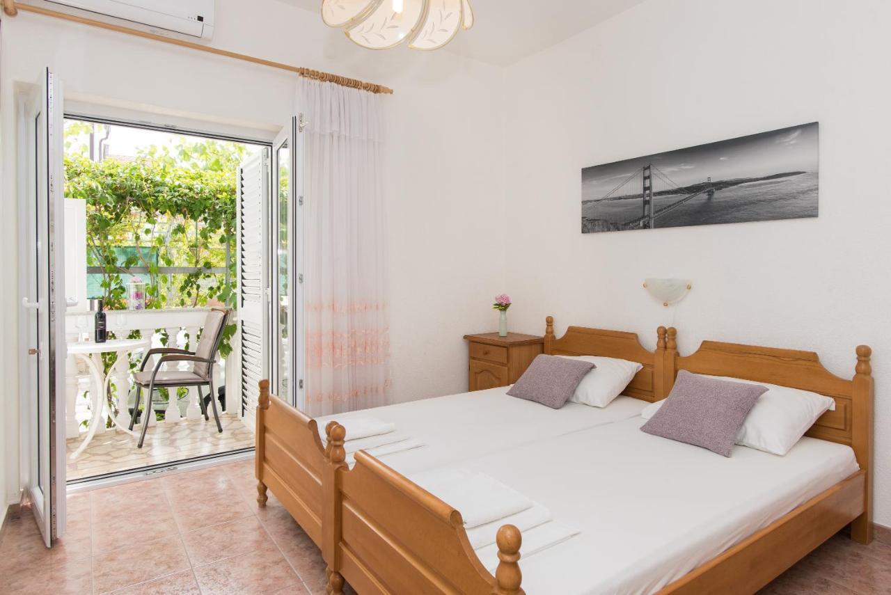 Topic Apartments Vodice Kültér fotó
