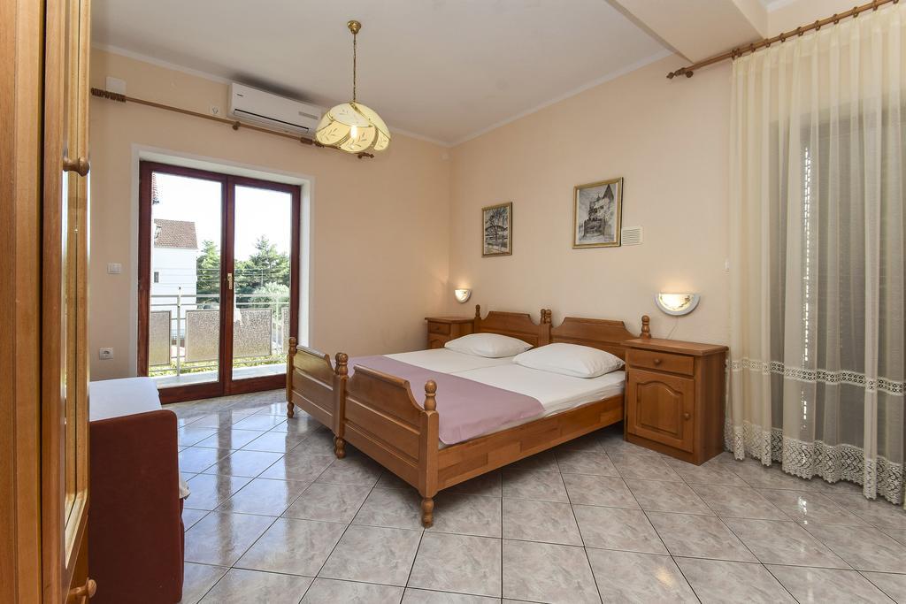 Topic Apartments Vodice Kültér fotó