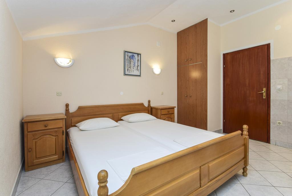 Topic Apartments Vodice Kültér fotó